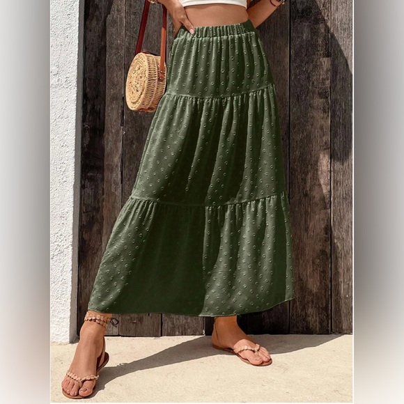 Boho Swiss Dot Ruffle Hem Skirt - Picture 3 of 6